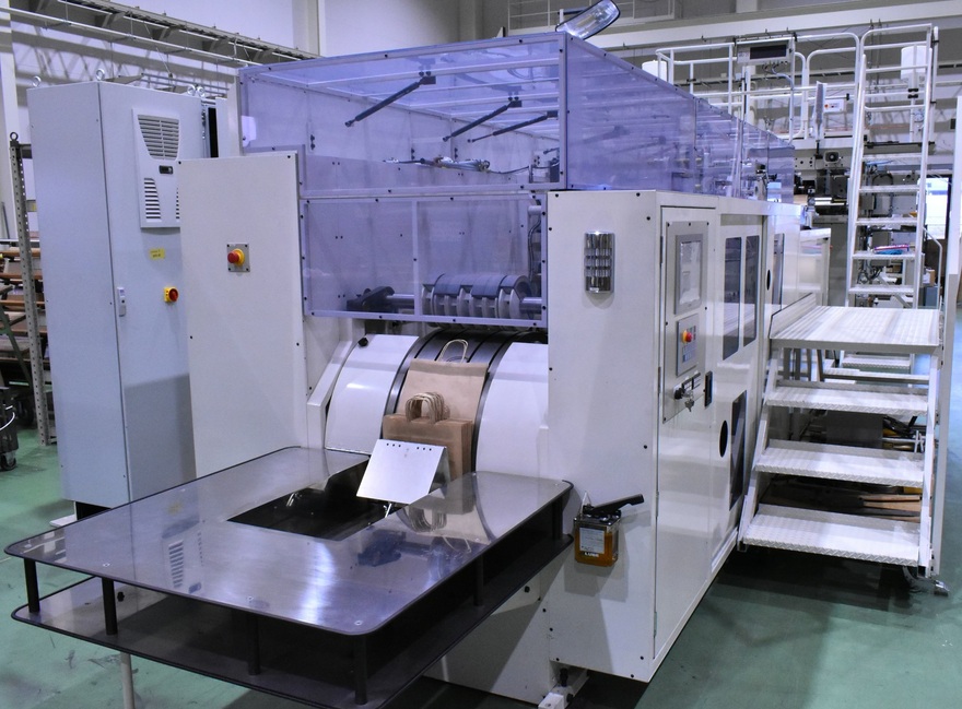 写真：製袋機