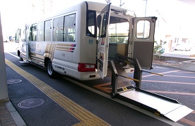 バス送迎の写真