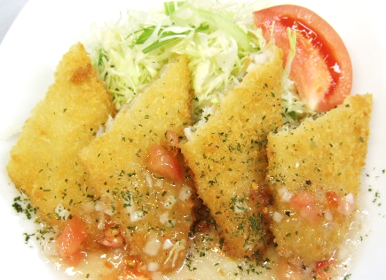 写真は「白身魚のフライ　ヴィネグレットソース」