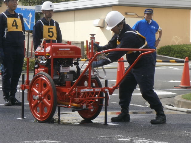 C級軽可搬消防ポンプ操法の様子