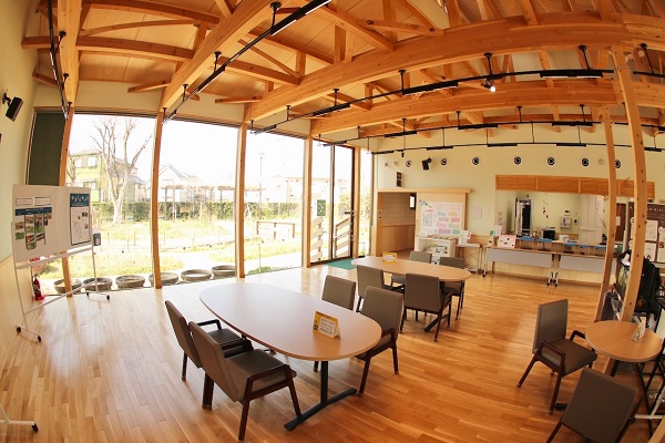 野草園管理所内の写真