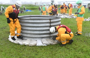 鋼製釜段工法実施状況写真です。